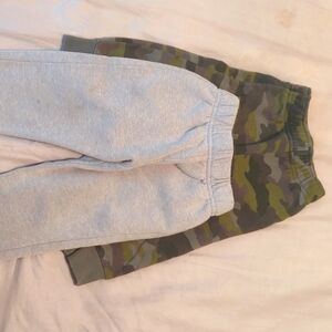 Cat & Jack fleece sweatpants and jogger set